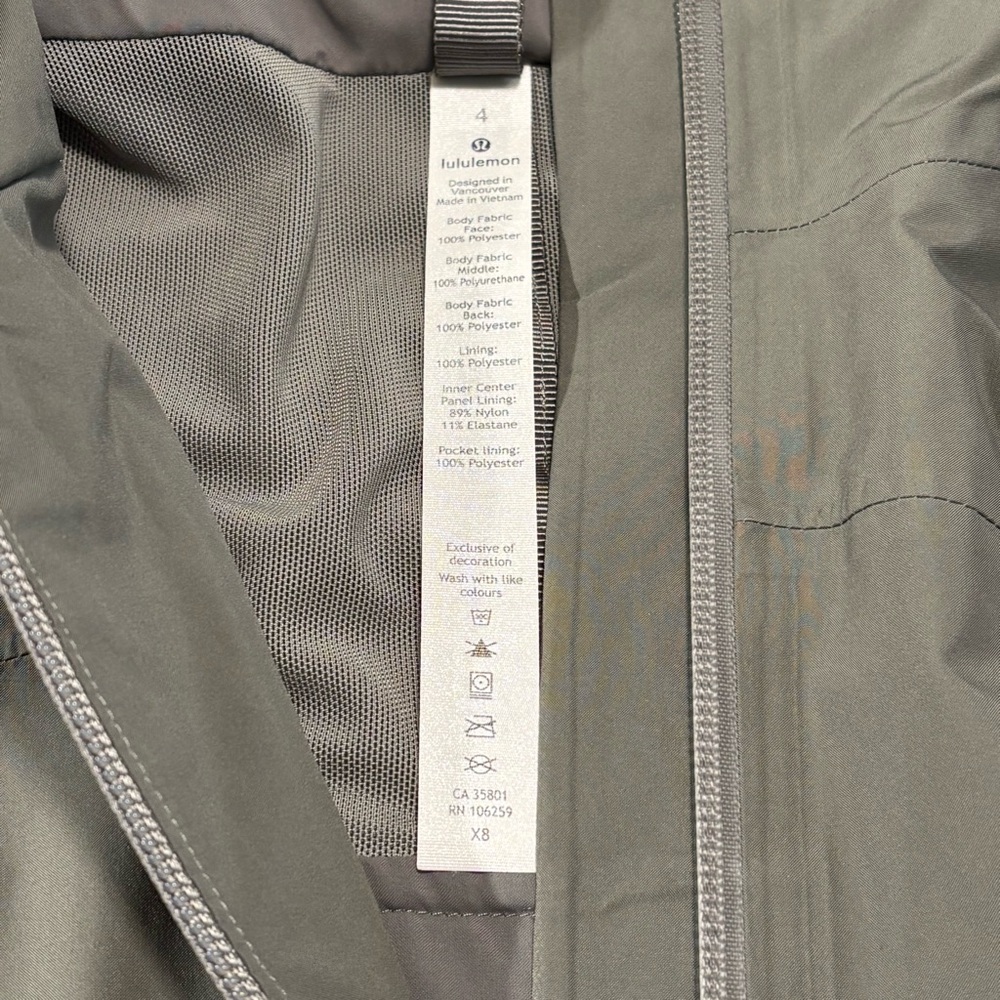 lululemon athletica Women's Olive Hooded Raincoat - Picture 2 of 13